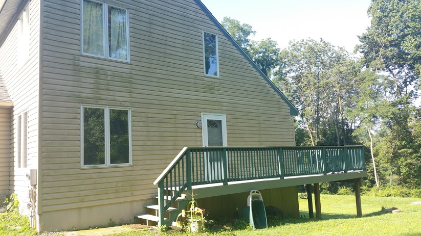 Before New sidiing, windows & Metal Roof in Downingtown