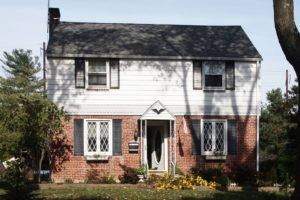 Before - Milanese Remodeling siding installed in 1964