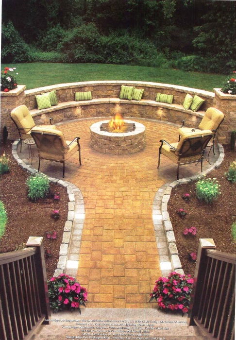 Chester County backyard with Cambridge Pavingstones Fire Pit