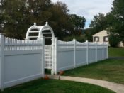 White vinyl Fencing