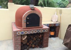 Outdoor brick oven with side counter